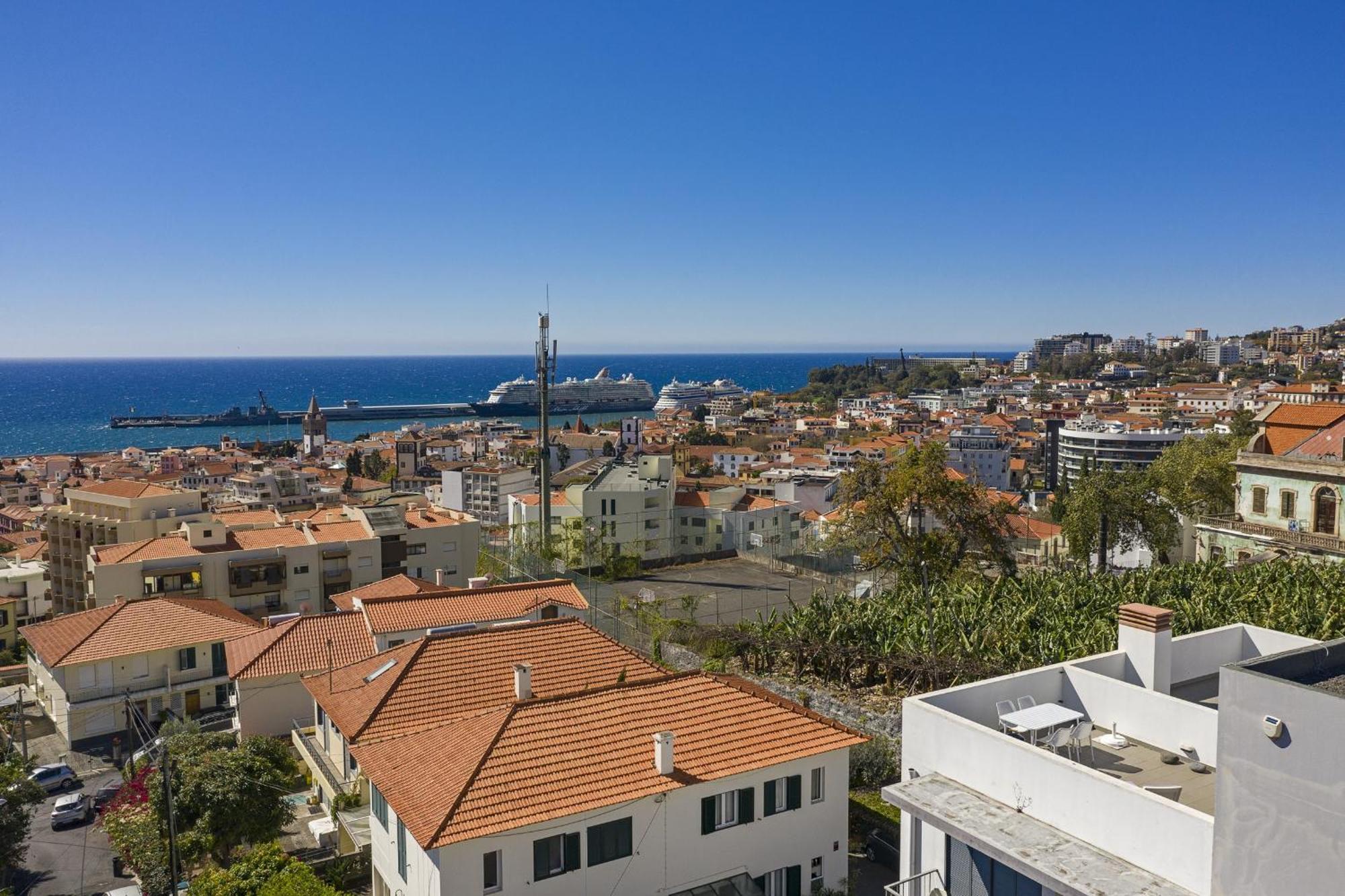 Rooftop Funchal - By Wehost エクステリア 写真